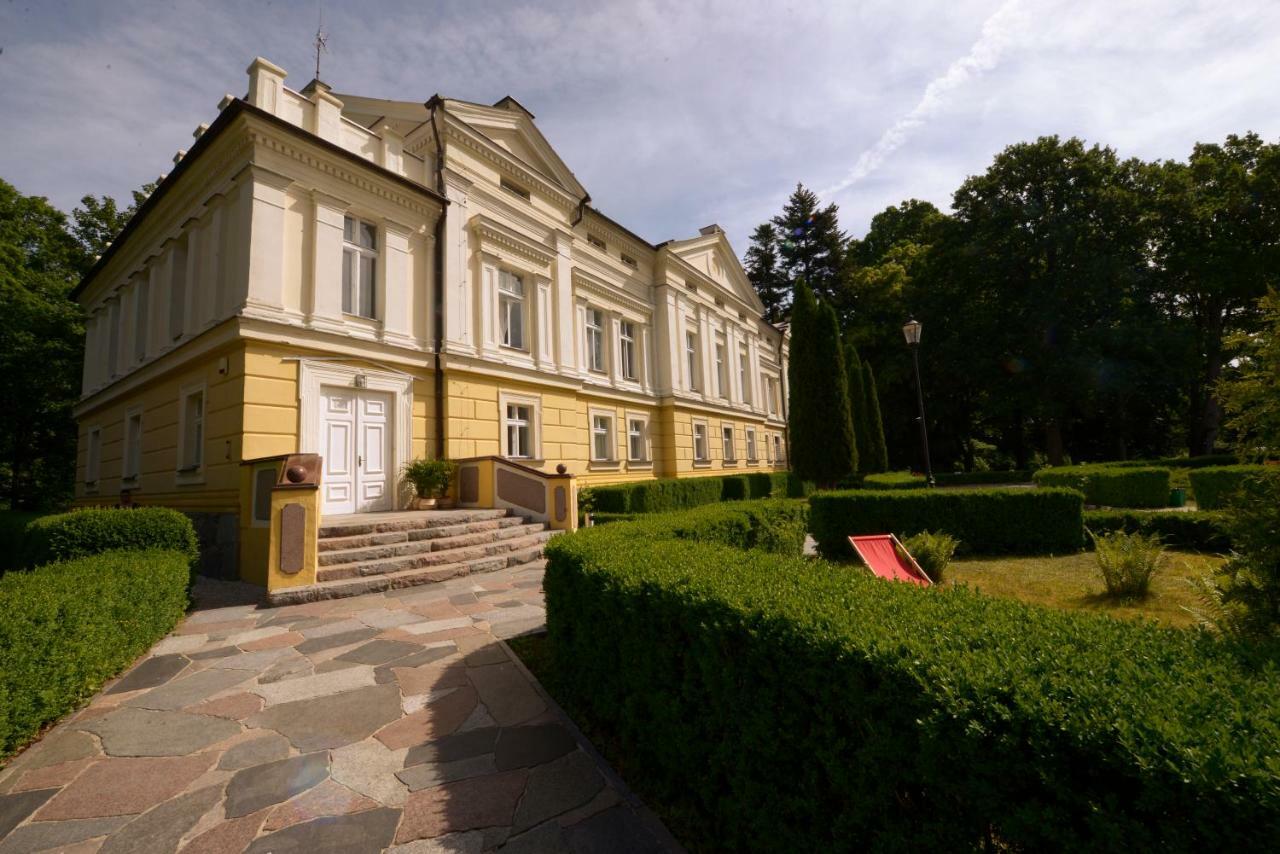 Palac Sasino Odnova Exterior foto