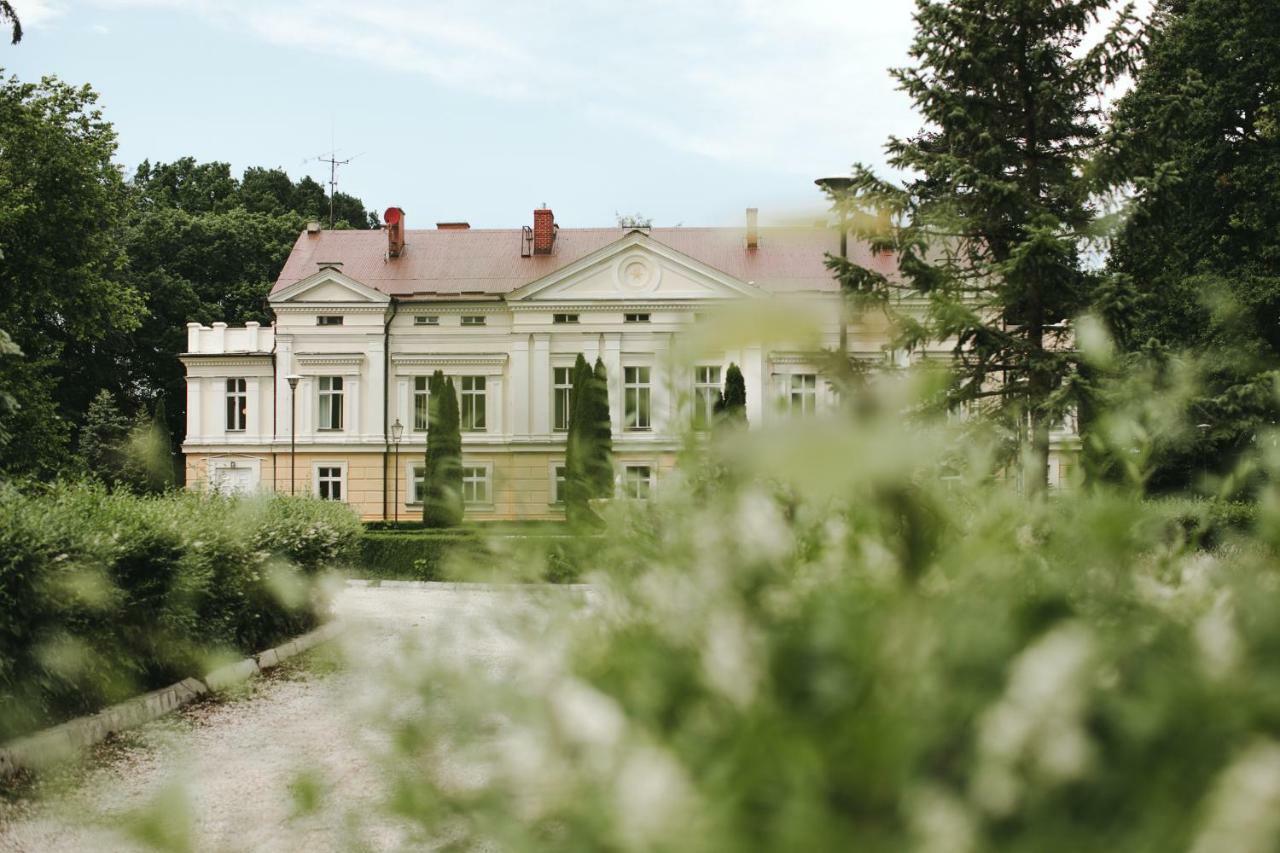 Palac Sasino Odnova Exterior foto