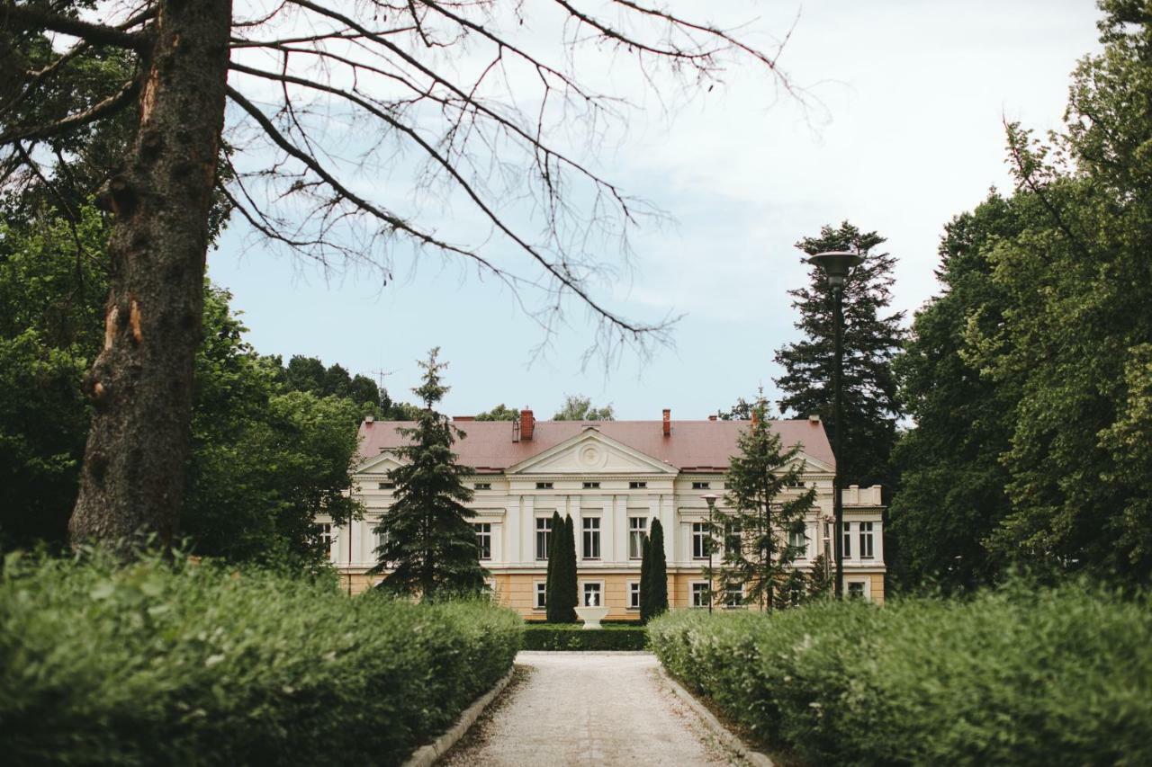 Palac Sasino Odnova Exterior foto